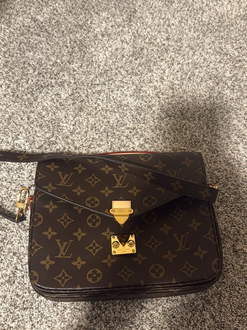 Purse - Picture 4 of 6